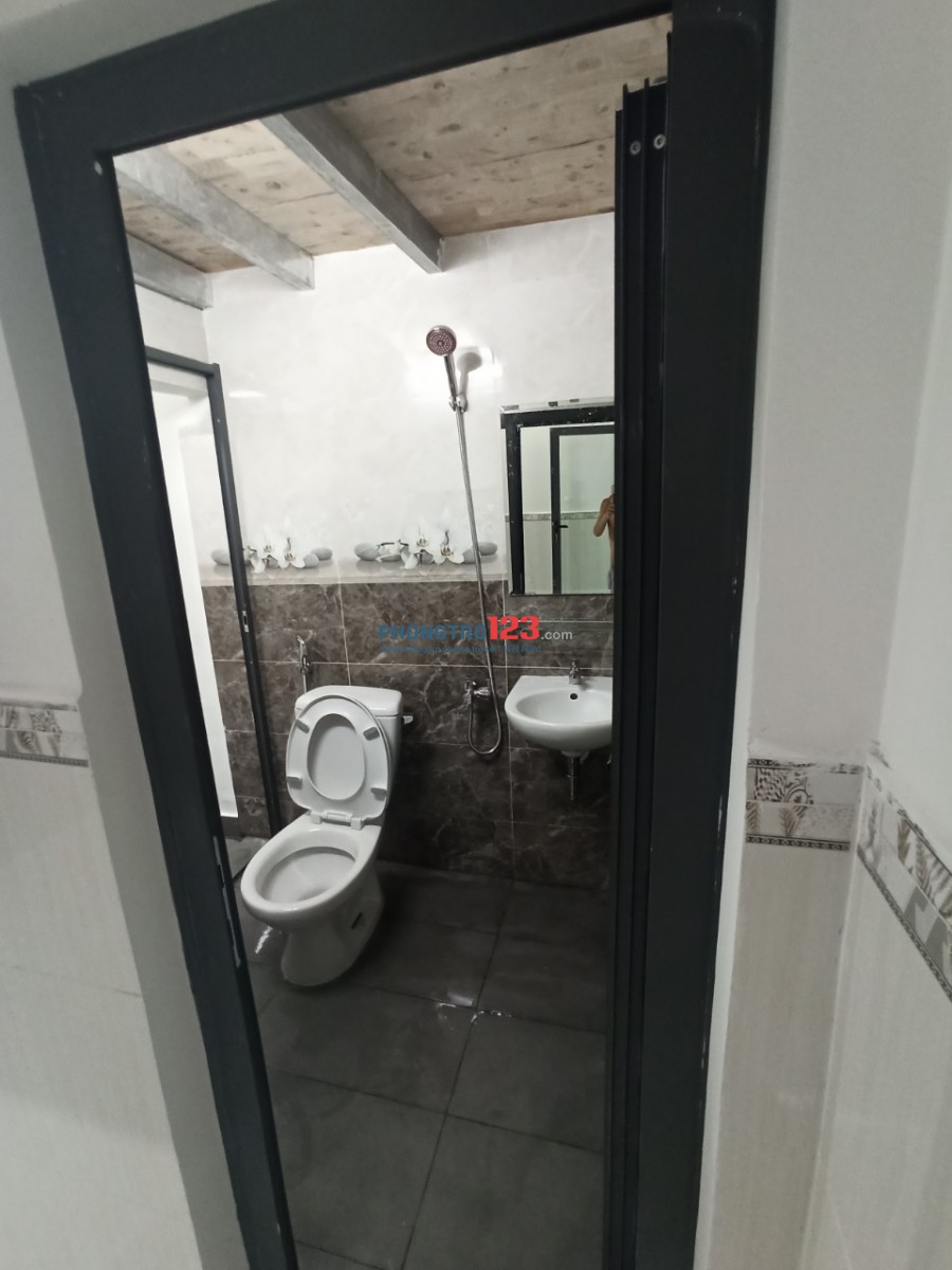 Phòng trọ mới xây ,DTSD 25m2, Linh Đông, T.Đức