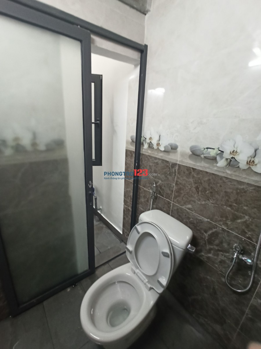 Phòng trọ mới xây ,DTSD 25m2, Linh Đông, T.Đức