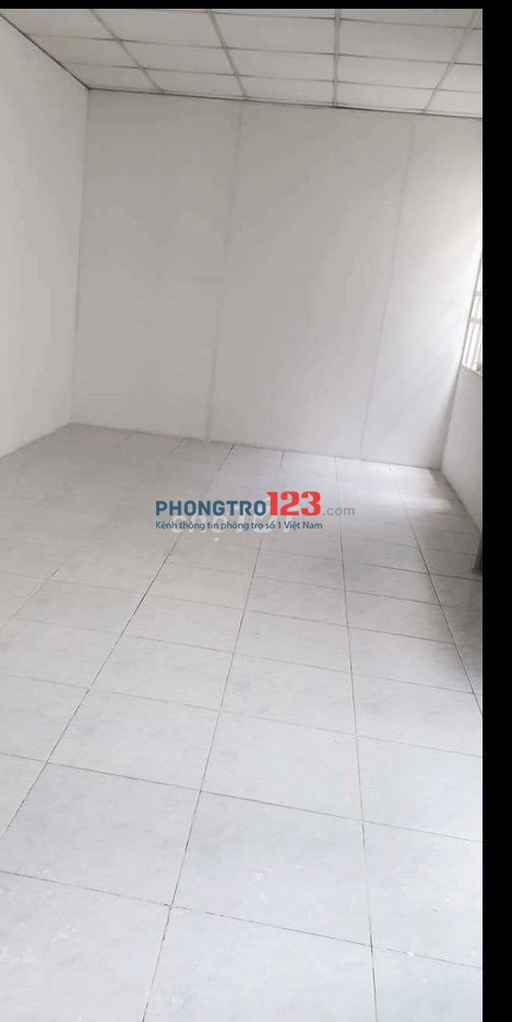 Chính chủ cho thuê phòng 20m2 nhà mặt tiền 65 QL13 P26 Q Bình Thạnh giá 3,5tr/th