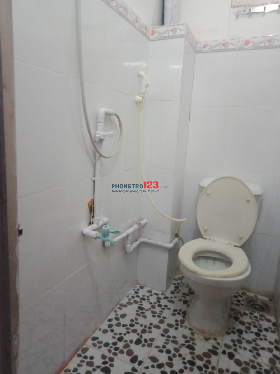 PHÒNG CÓ GÁC SẠCH SẼ MÁT MẺ GẦN CẦU THỊ NGHÈ