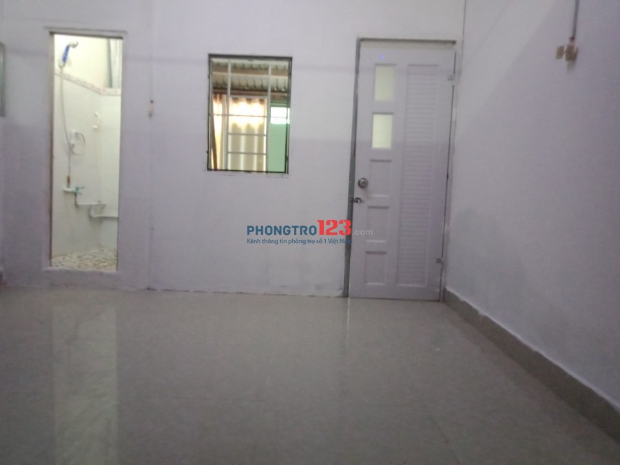 PHÒNG CÓ GÁC SẠCH SẼ MÁT MẺ GẦN CẦU THỊ NGHÈ