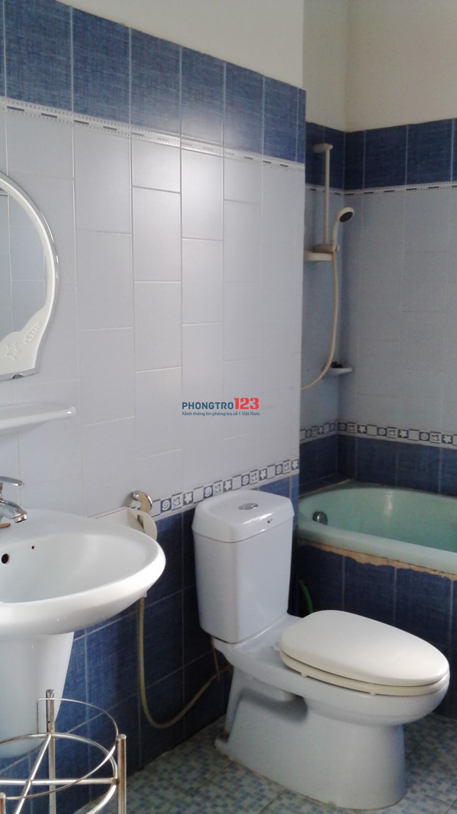 Phòng bancol, quận 3,full đồ thoáng mát, giá 4,5tr/ tháng.