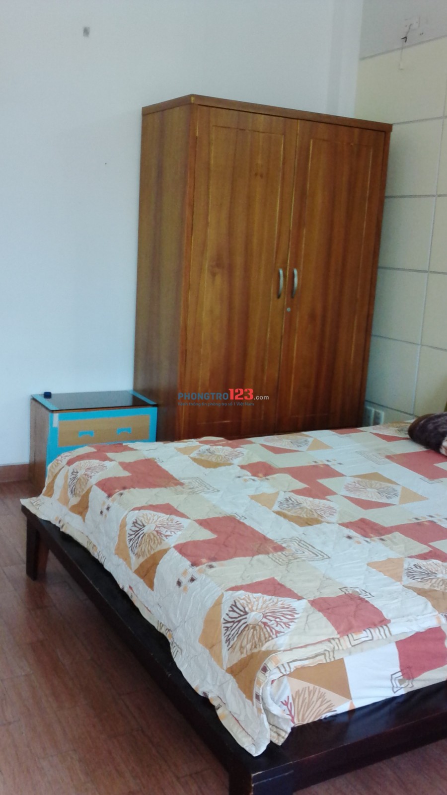 Phòng bancol, quận 3,full đồ thoáng mát, giá 4,5tr/ tháng.