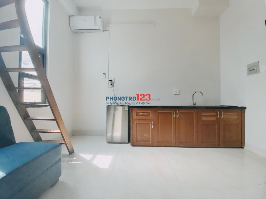 phòng VIP thiết kế sang trọng, hiện đại, full nội thất xịn