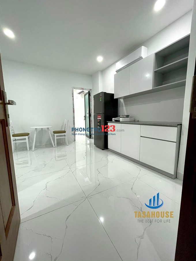 PHÒNG CAO CẤP QUẬN 3 MỚI KHAI TRƯƠNG