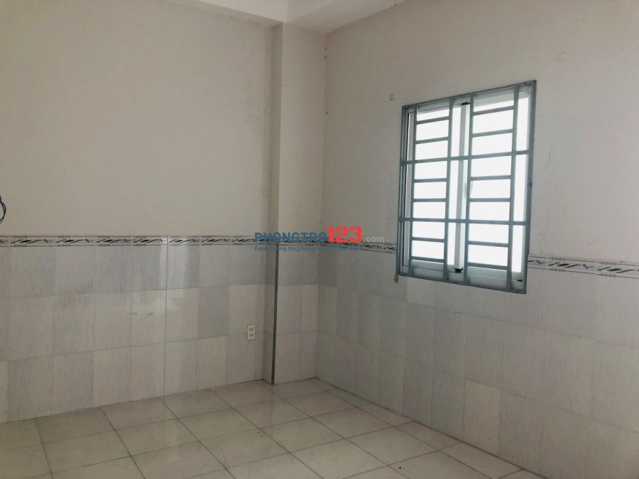 Phòng Lê Văn Huân đối diện Etow 18m2, 2,5tr, Tân Bình