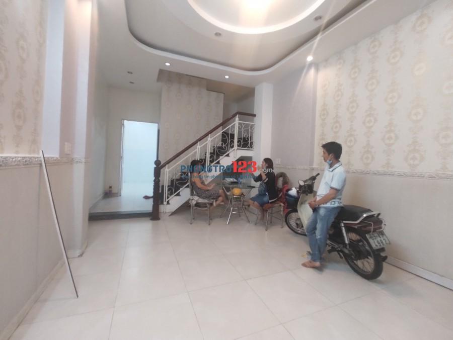 Cho thuê phòng trọ cao cấp tiện nghi đầy đủ nội thất tại Quận 5