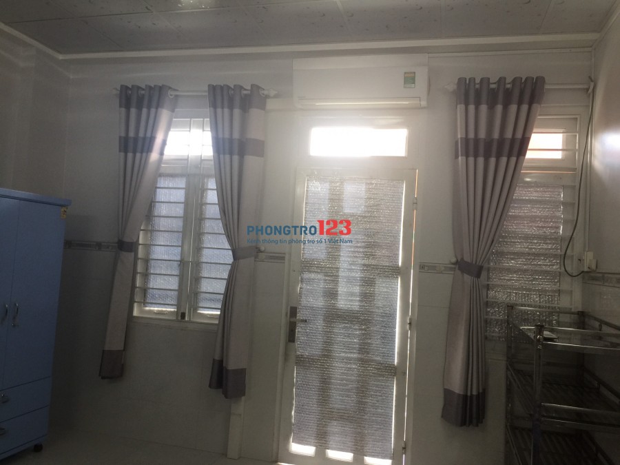 Phòng lớn nhà mới xây đường Nguyễn Thị Thập, Q.7 - gần ngã tư Huỳnh Tấn Phát, cầu Phú Mỹ