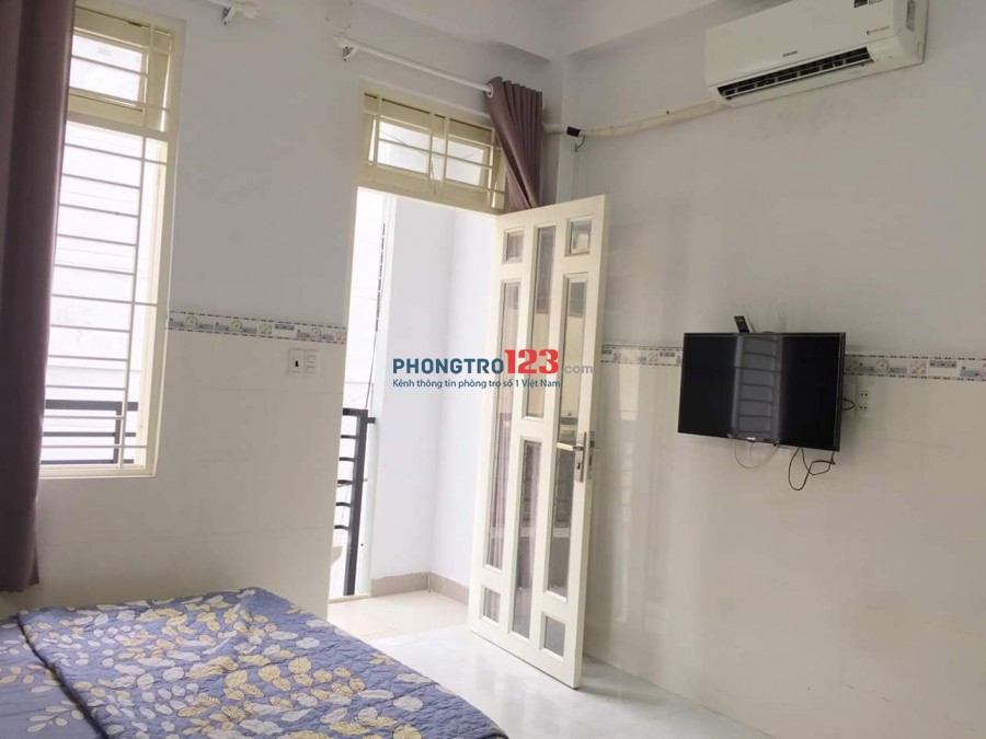 Phòng có cửa sổ và hành lang thoáng quận Tân Bình - Gần Sân bay