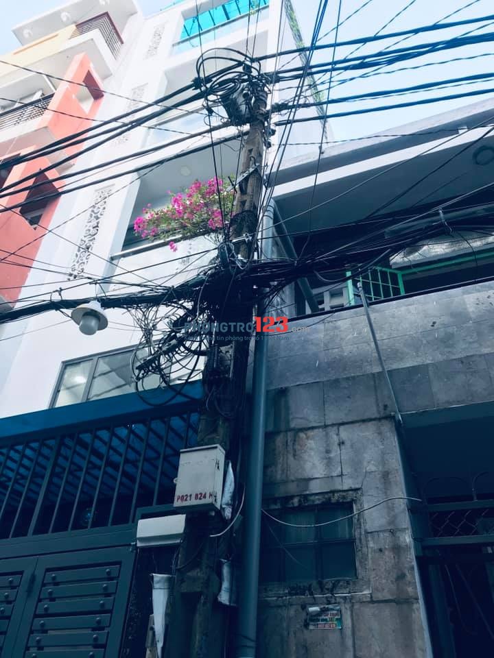 Cho thuê nhà tại 293/13 Bạch Đằng, P15, Q. Bình Thạnh.