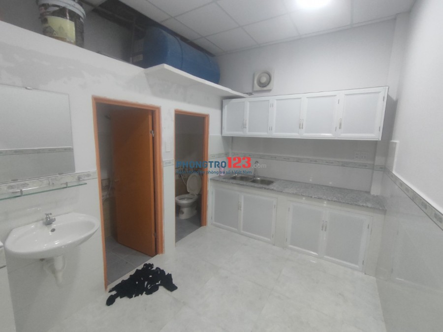 Cho thuê nhà nguyên căn mặt tiền hẻm 385 Quang Trung