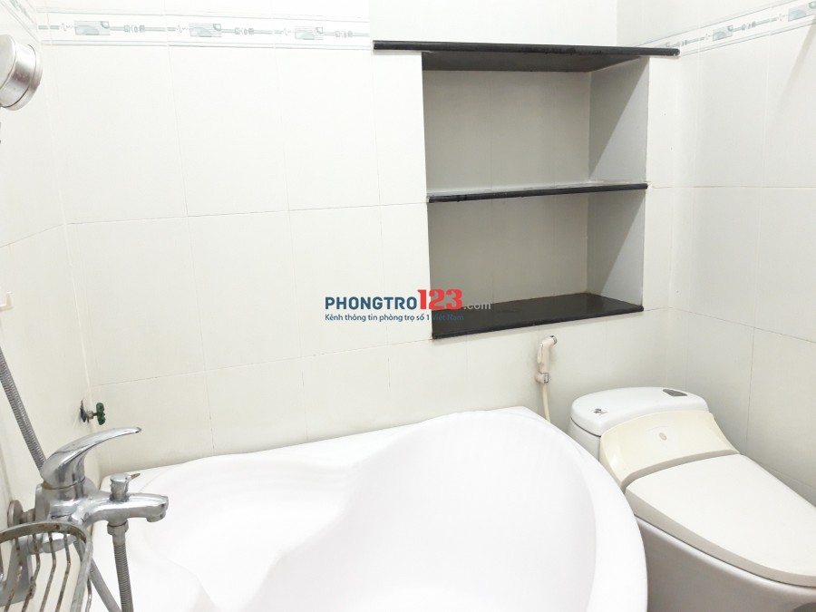 Phòng Rộng Rãi 4tr Kệ Bếp Giờ Tự Do ngay ĐH Bách Khoa