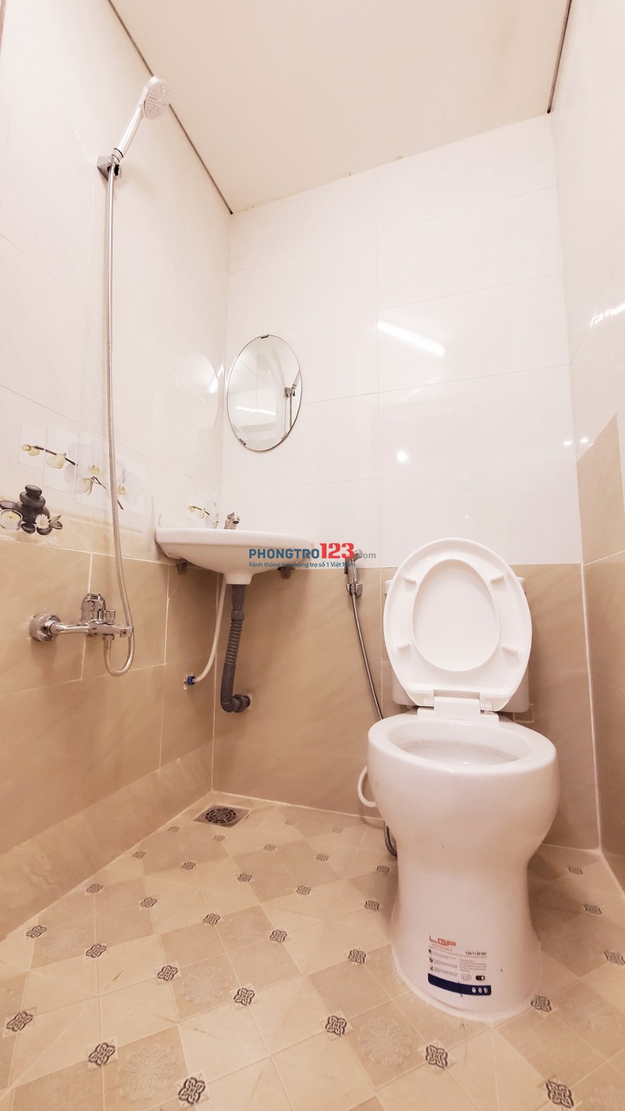 Căn hộ homestay, ban công lớn cực chill, kế Hutech cơ sở UVK, Bình Thạnh !