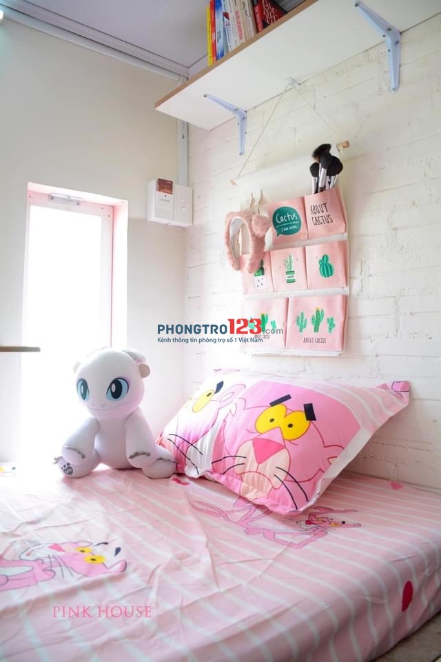 PinkHouse. An cư khi ở một mình, vui vẻ khi ở cùng nhau, đủ tiện nghi giá chỉ 1tr6/tháng. Lh chị Mỹ 0903224672