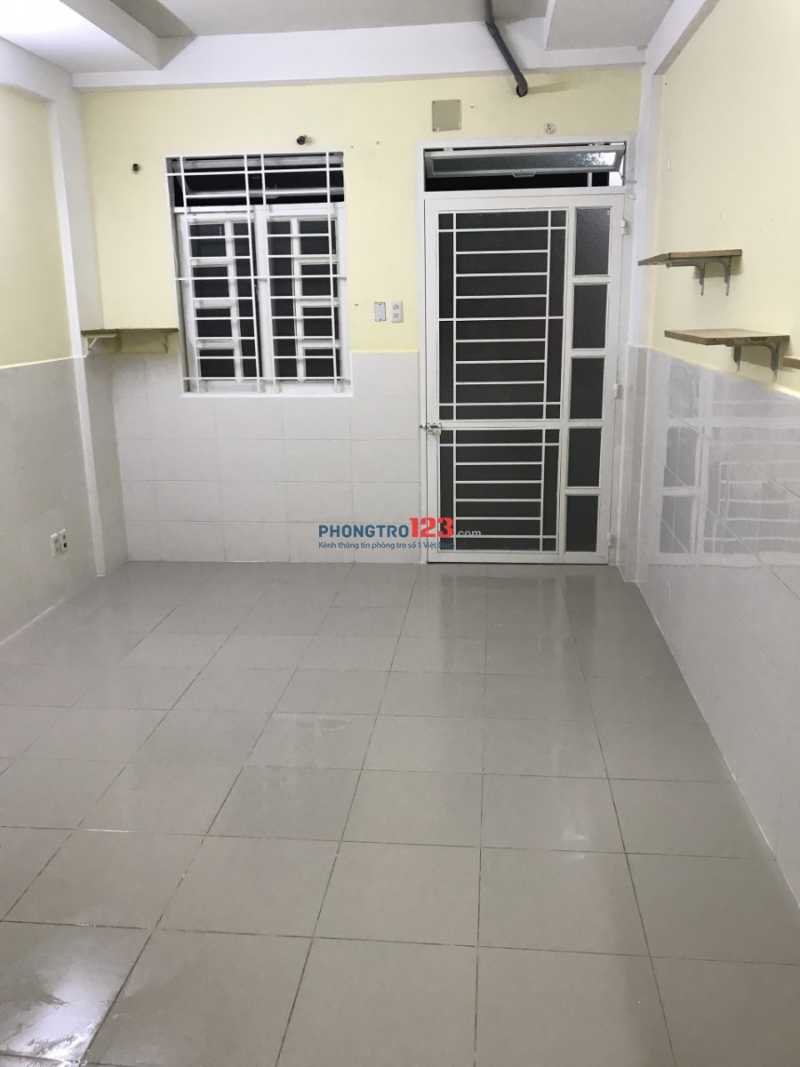 Cho thuê phòng trọ khép kin đường Trần Xuân Soạn 20m2