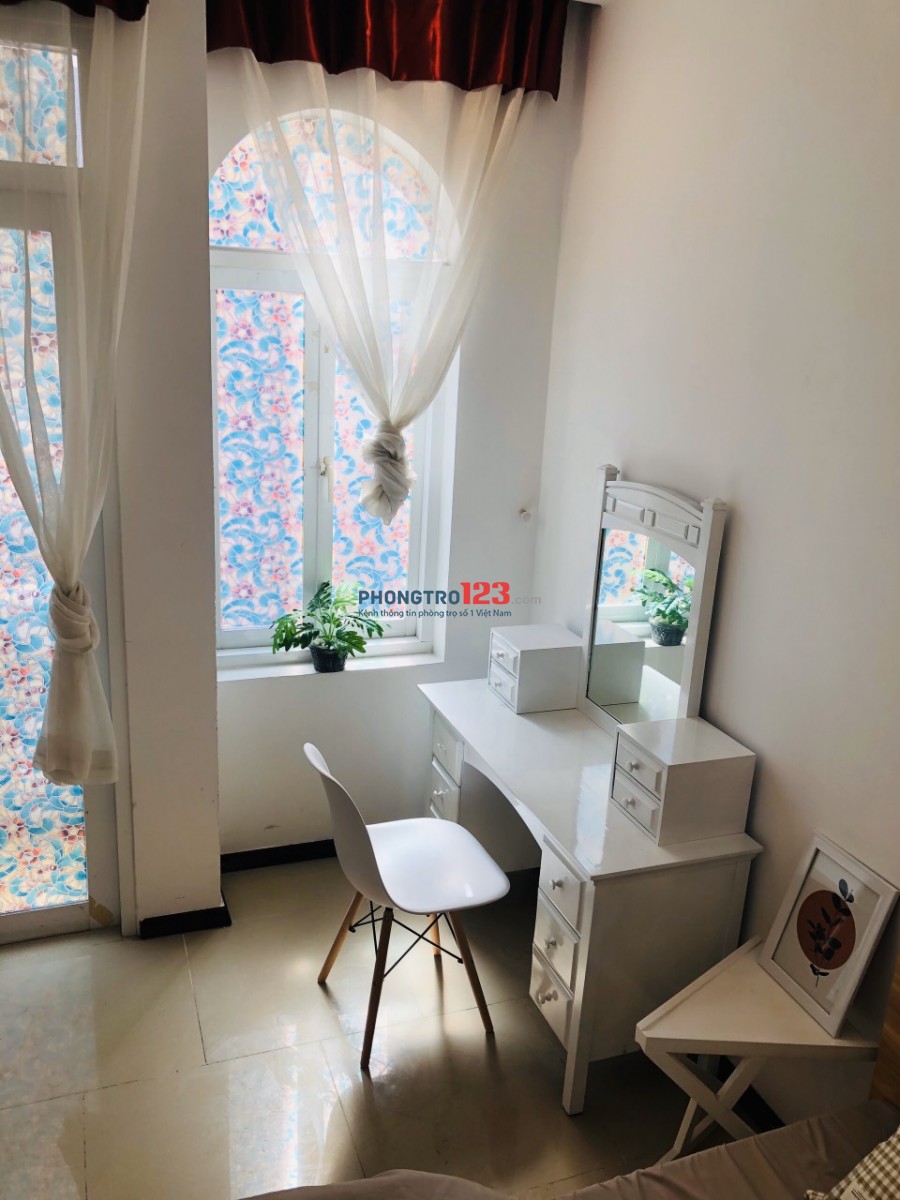 Cho thuê căn hộ cao cấp hẻm xe hơi 53/2 Nguyễn Khắc Nhu trung tâm Quận 1