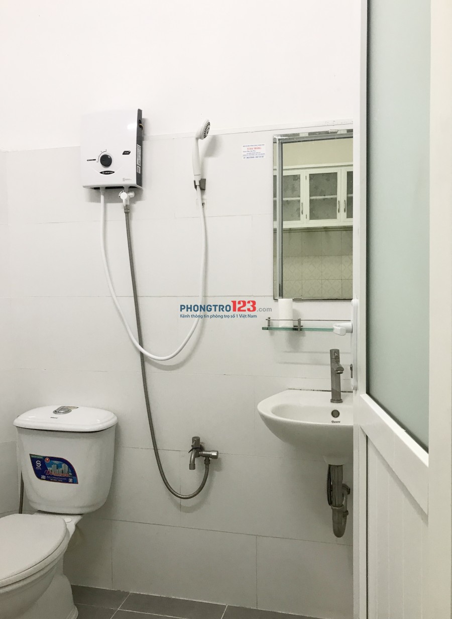 Căn hộ Mini Studio, full nội thất, WC + Bếp tại 204/5 Đường Quốc Lộ 13, Phường 26, Quận Bình Thạnh