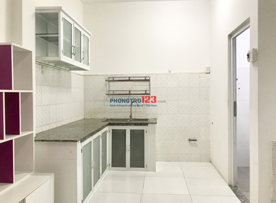 Căn hộ Mini Studio, full nội thất, WC + Bếp tại 204/5 Đường Quốc Lộ 13, Phường 26, Quận Bình Thạnh