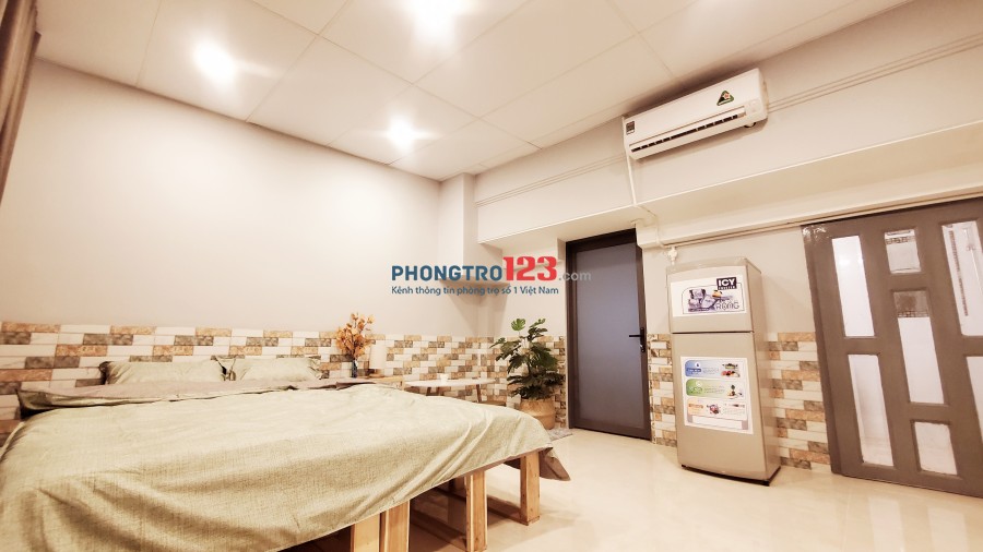 Căn hộ homestay, ban công lớn cực chill, kế Hutech cơ sở UVK, Bình Thạnh !