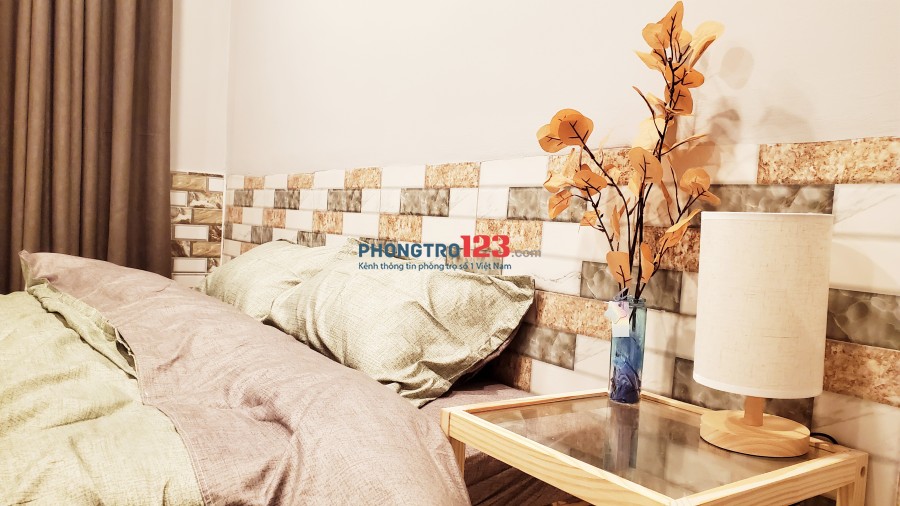 Căn hộ homestay, ban công lớn cực chill, kế Hutech cơ sở UVK, Bình Thạnh !