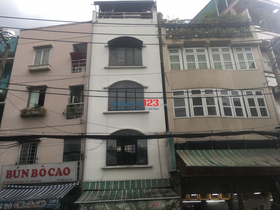 Còn duy nhất 1 phòng mặt tiền 201A Huỳnh Văn Bánh PN. Giá 1,7tr (giảm 20% khách thuê sớm)