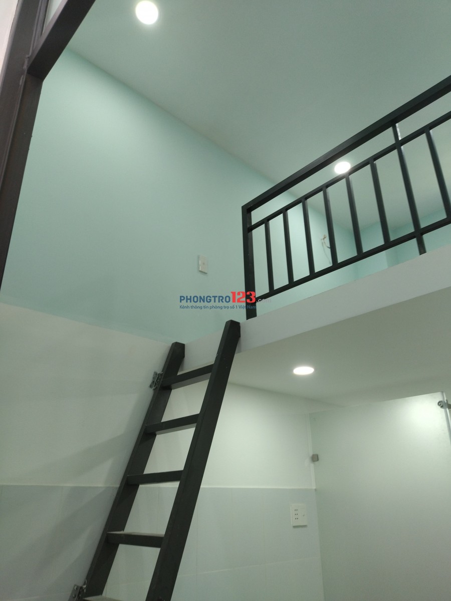 Tại Hẻm 2056 Đường Huỳnh Tấn Phát Nhà Bè phòng 1tr7 cần tìm thêm 1 bạn ở ghép