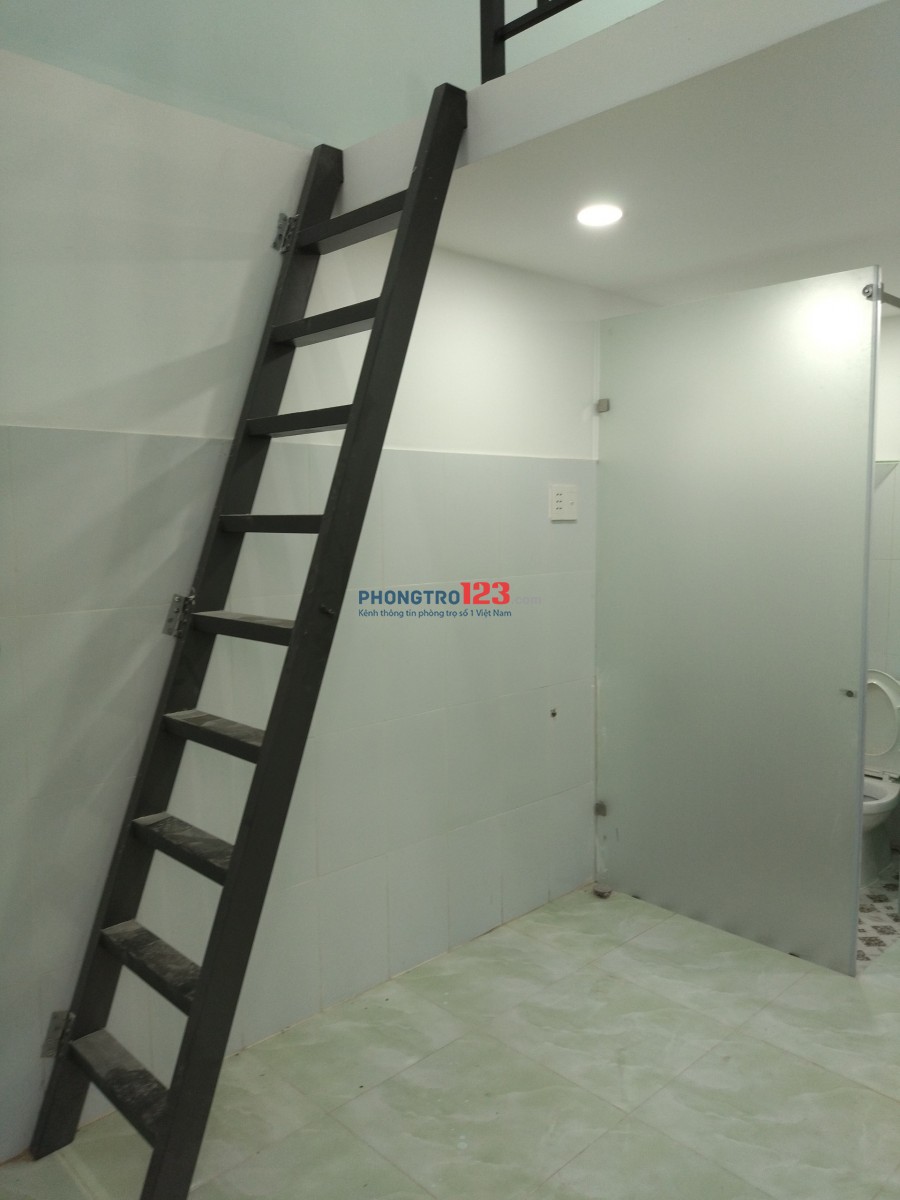 Tại Hẻm 2056 Đường Huỳnh Tấn Phát Nhà Bè phòng 1tr7 cần tìm thêm 1 bạn ở ghép