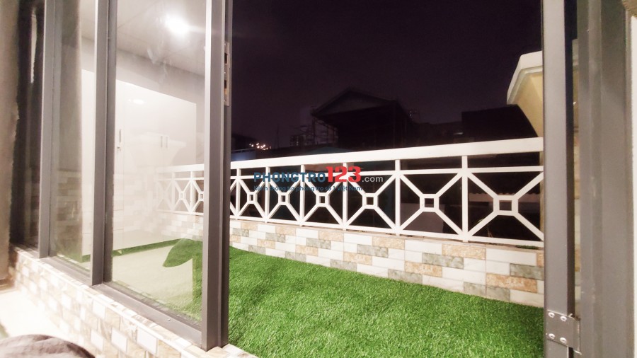 Căn hộ homestay, ban công lớn cực chill, kế Hutech cơ sở UVK, Bình Thạnh !