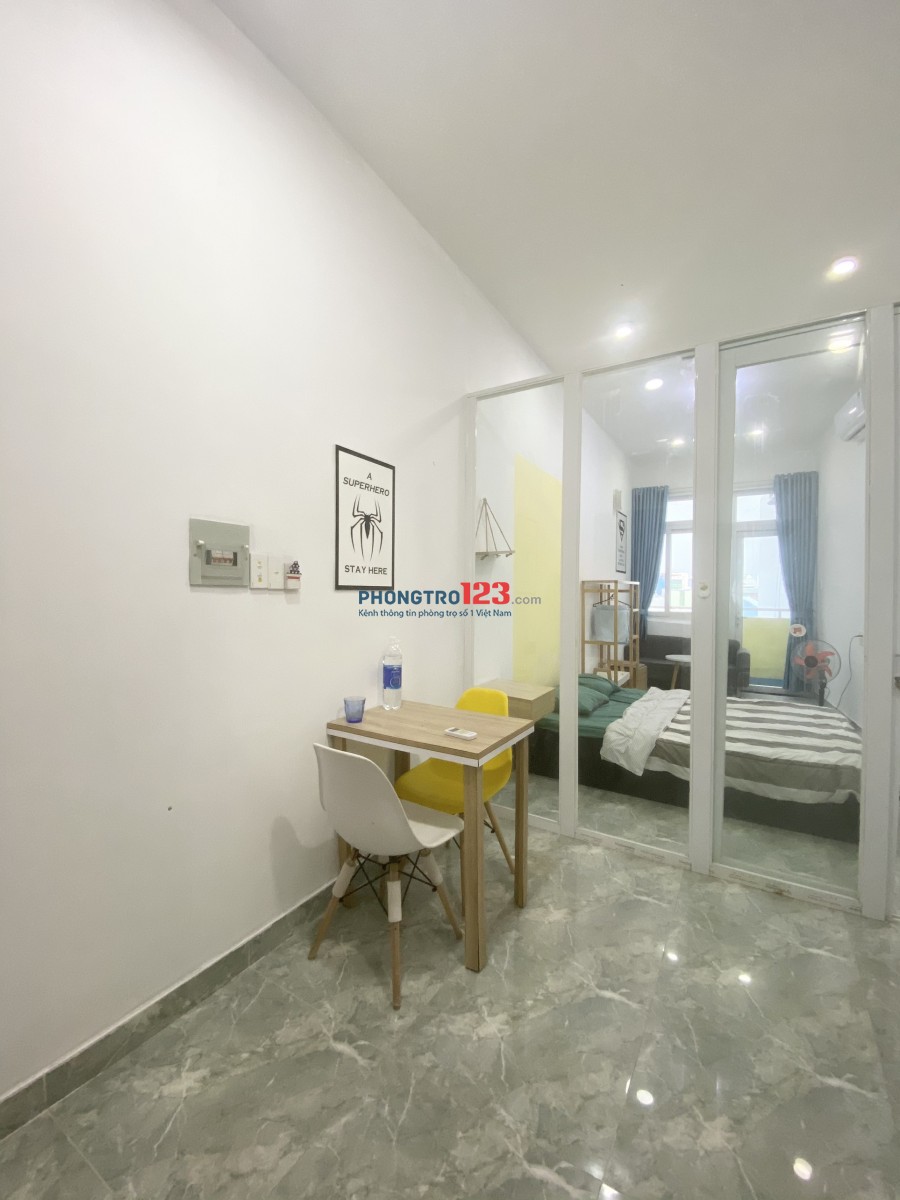 CĂN HỘ 1PN CÓ BAN CÔNG GIÁ RẺ SÁT HUTECH
