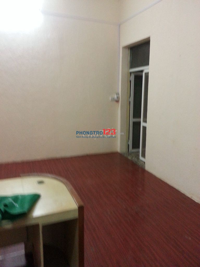 Cho thuê tầng 2 nhà biệt thự Pháp cổ, 70m2, số 5 Lý Nam Đế