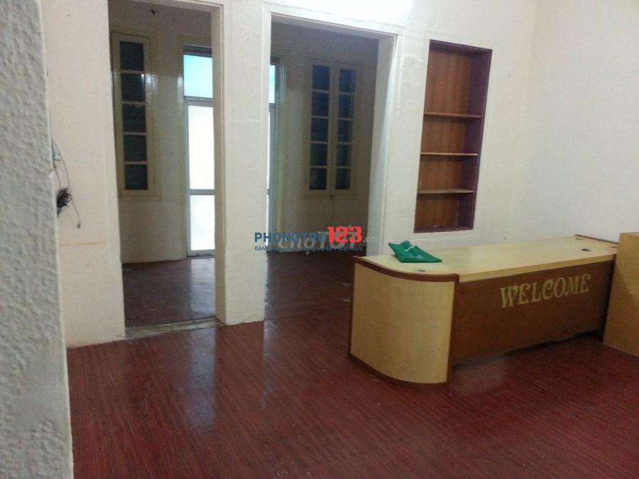 Cho thuê tầng 2 nhà biệt thự Pháp cổ, 70m2, số 5 Lý Nam Đế