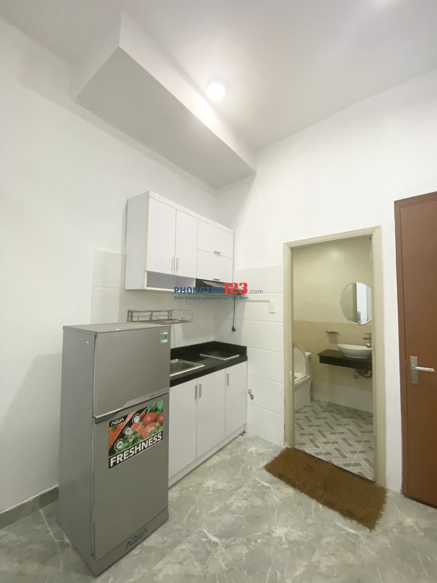 CĂN HỘ 1PN CÓ BAN CÔNG GIÁ RẺ SÁT HUTECH