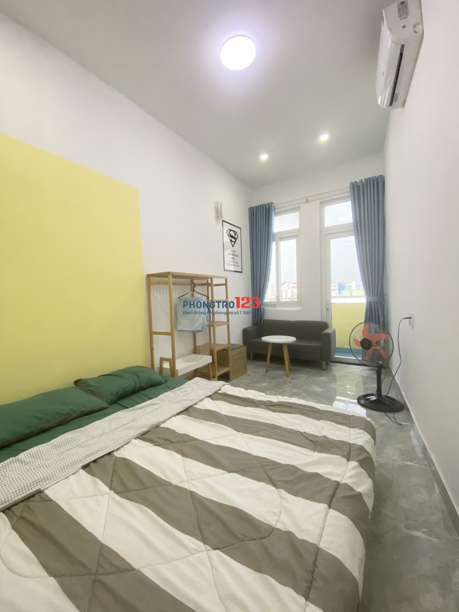CĂN HỘ 1PN CÓ BAN CÔNG GIÁ RẺ SÁT HUTECH