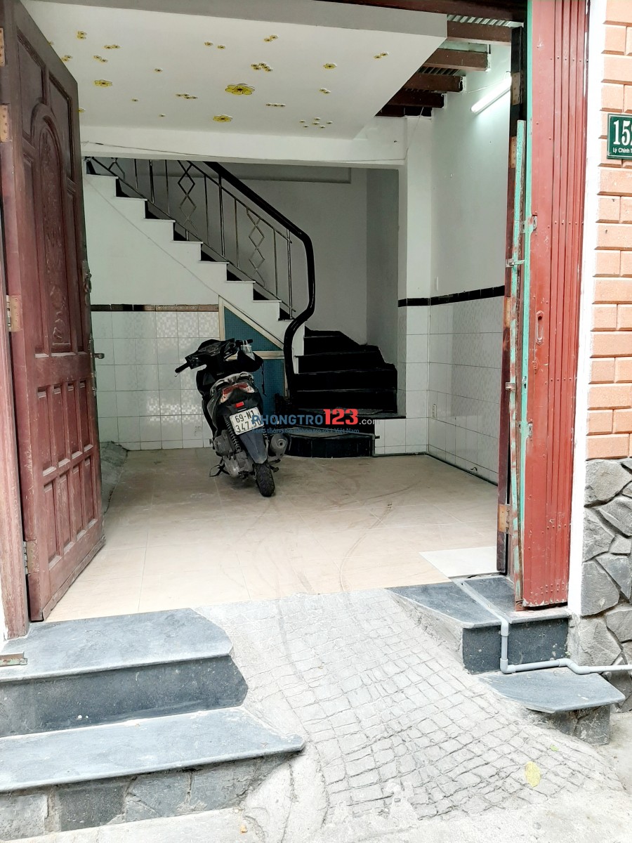 Cho Thuê Phòng Q3.ưu tiên sinh viên giá 1tr4.