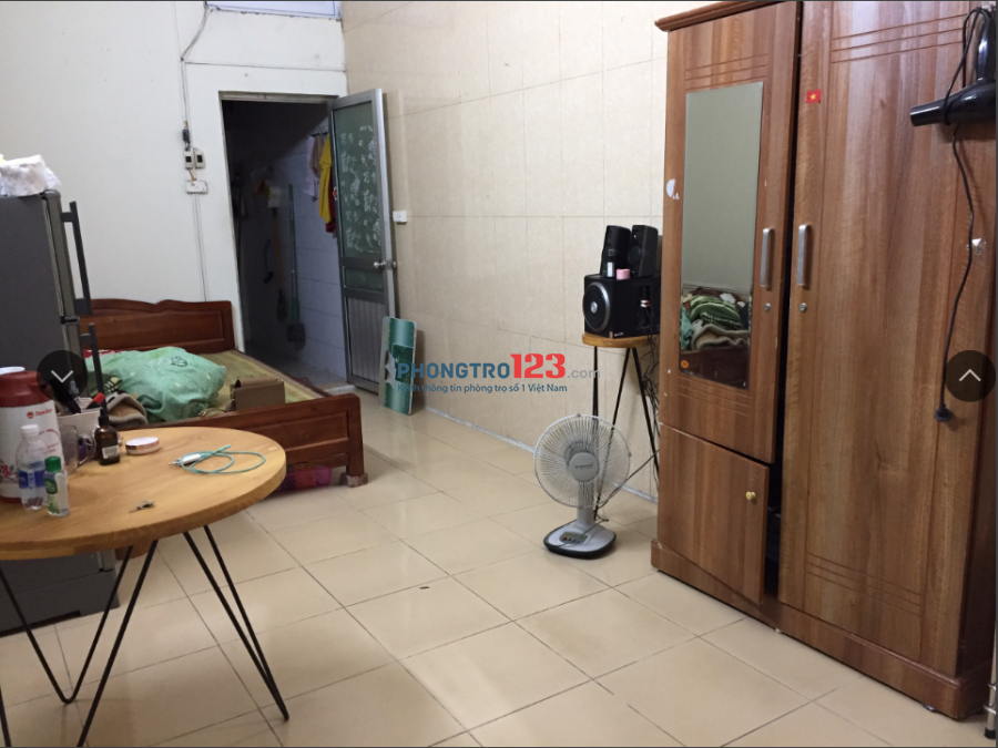 Cho thuê phòng 25m2 Full đồ Cầu Giấy. Liên hệ chủ nhà Cô Huyền: 0982335176