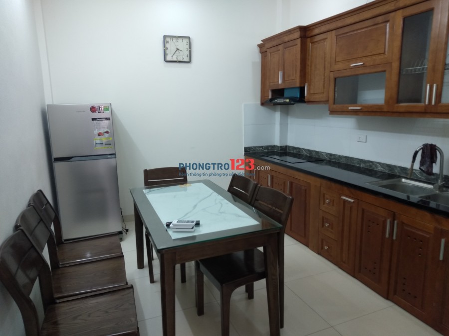 Cho thuê nhà nguyên căn mới xây, 3 Tầng, 4 phòng ngủ, full nội thất tại Cổ Bản, Đồng Mai, Hà Đông, Hà Nội