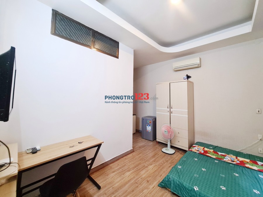 Cần cho thuê phòng rộng 20m2 tại Nguyễn Thông - Q3 !