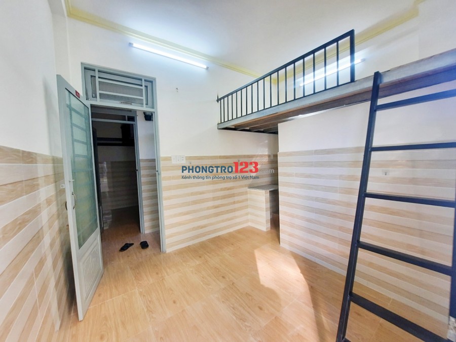 Cho thuê phòng trọ giá siêu rẻ, có gác, có ban công, 26m2, gần chợ An Nhơn, Gò Vấp