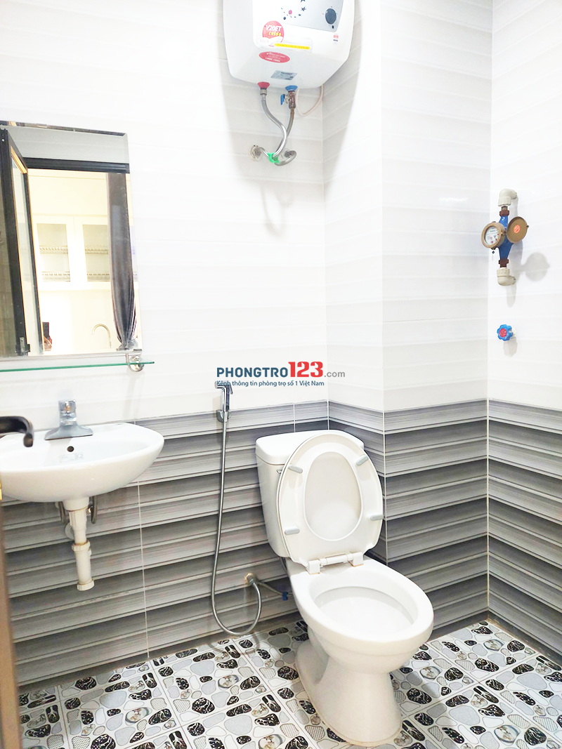 Cần cho thuê phòng 30m2, full nội thất, phòng đẹp, có ban công sáng view thoáng