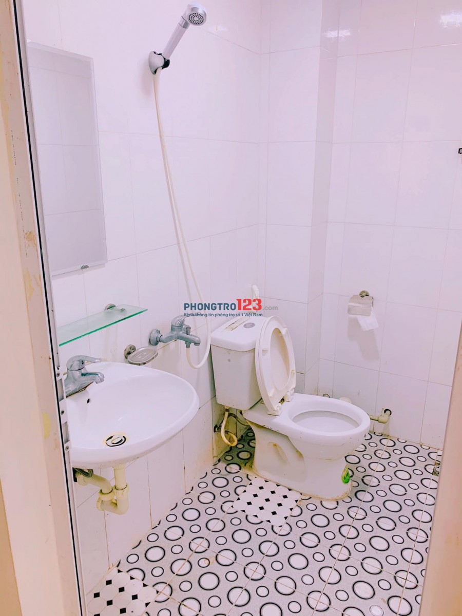 Cho thuê phòng trong chung cư mini 6 tầng tiện ích đầy đủ tại Số 50 ngõ 53 Phố Quan Nhân, Quận Thanh Xuân
