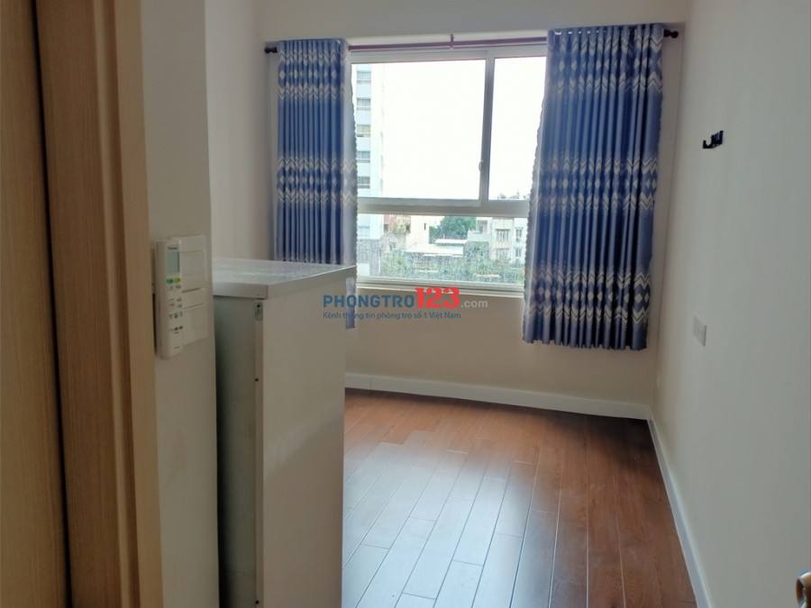 Chính chủ cho thuê căn hộ 65 mét vuông 2 phòng ngủ, 2 toilet Rich Star 1 - Hòa Bình - quận Tân Phú.