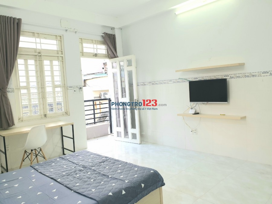 Phòng có cửa sổ và hành lang thoáng quận Tân Bình - Gần Sân bay