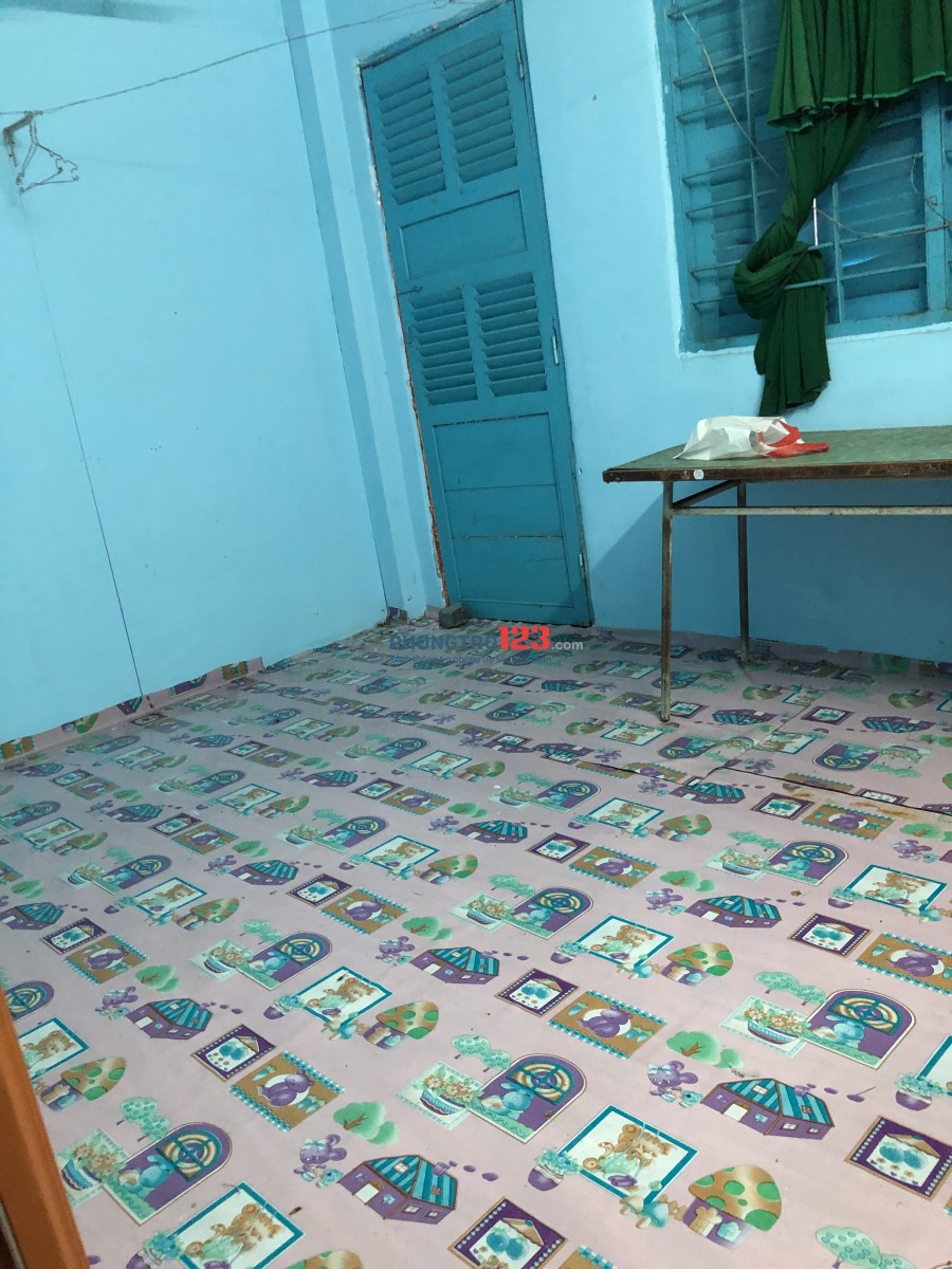Phòng trọ giá rẻ diện tích 16m2, giá 2tr5 tại 637/9 Đường Trần Hưng Đạo, Phường 1, Quận 5