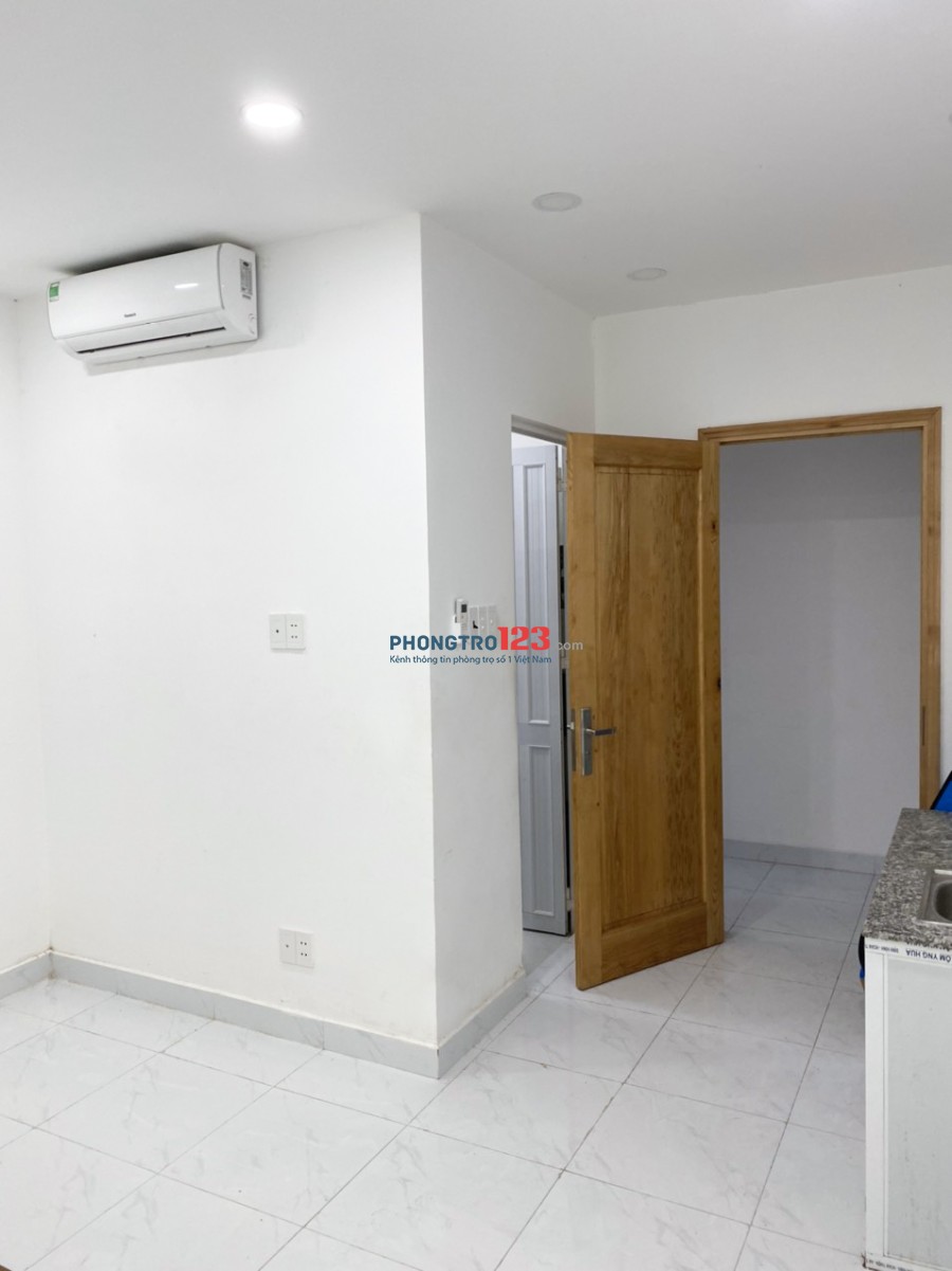 Phòng trọ 28m2, 62/2A Trương Công Định, Tân Bình, giá 4.000.000đ