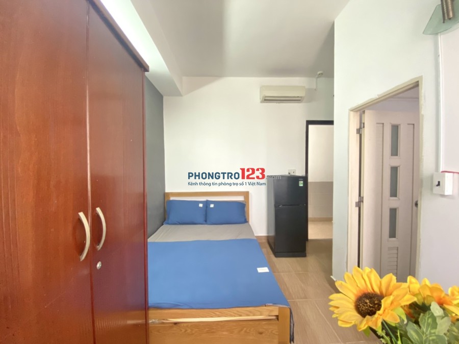 Cho thuê căn hộ mini có bảo vệ thang máy, Mới xây ở Nguyễn Thị Thập (gần Bệnh Viện Q7)