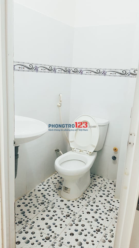 Cho Thuê Phòng Trọ Giá Sinh Viên - Hoàng Diệu Quận 4