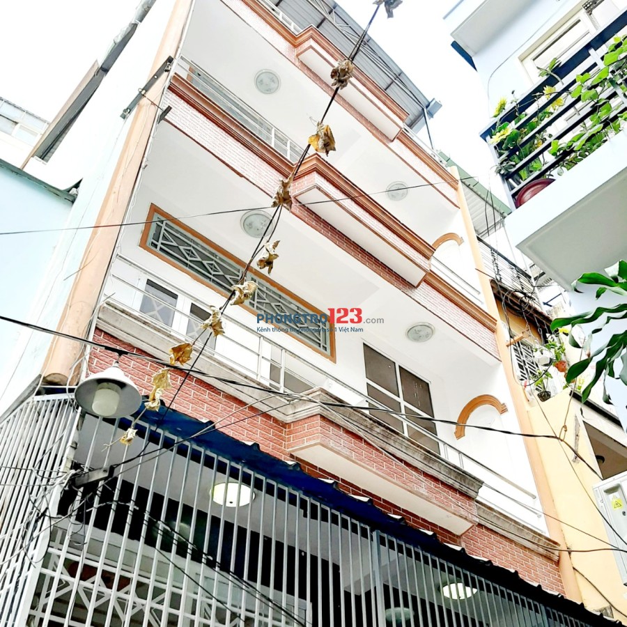 Cho Thuê Phòng Q3, nội thất cơ bản, Tolet Riêng và ban công giá 2tr900.