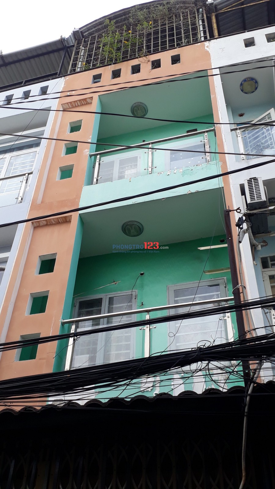 Chính cho thuê nhà NC 4 tầng 3,2x14 tại Hẻm 125 Nguyễn Thị Tần P2 Q8 giá 13tr/th