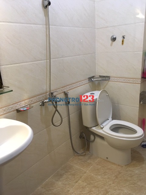 Cho thuê phòng đường Trần Não, p.Bình An, Quận 2. Diện tích 30m2 giá thuê 2tr9/tháng