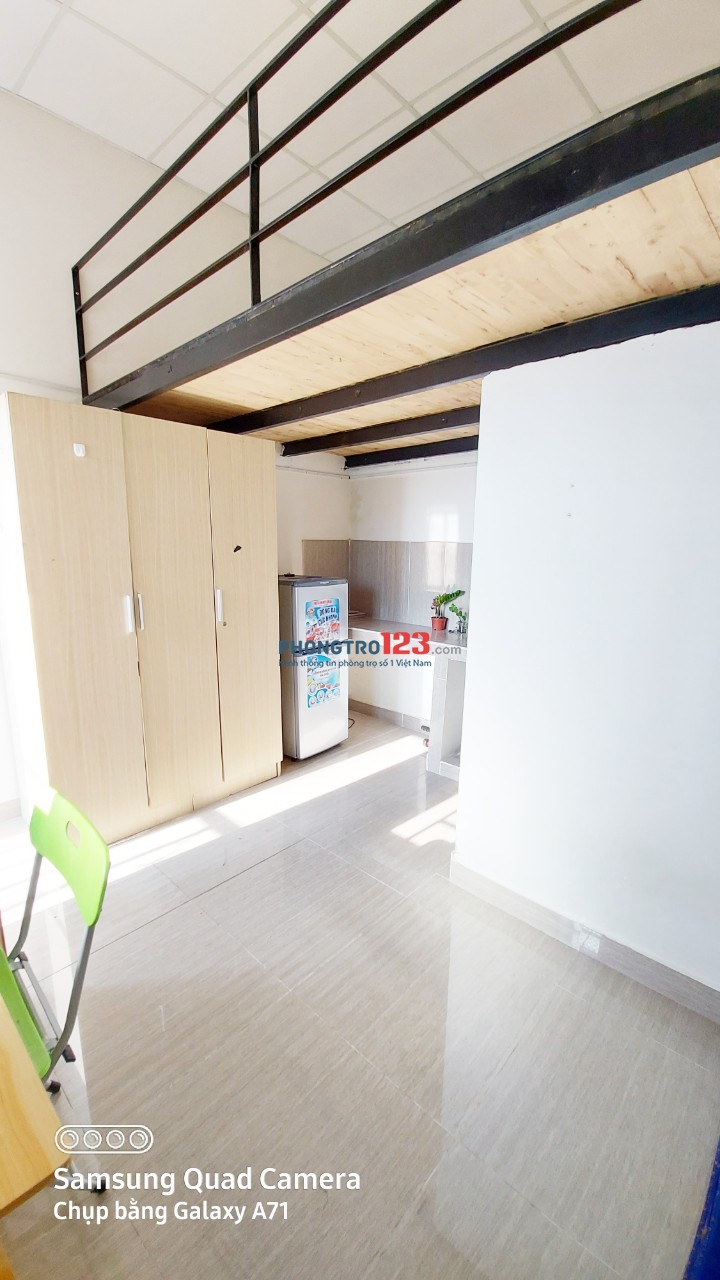 Phòng tiện nghi có gác 3.2tr ngay Etown Cộng Hòa, Tân Bình